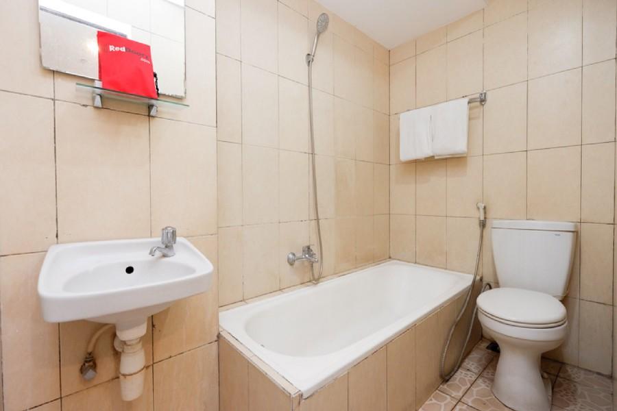 סמאראנג Reddoorz Plus @ Singosari Raya מראה חיצוני תמונה